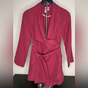 H&M Belted Burgundy Wrap Trench Jacket – Size US 2 / EU 32 – Excellent Condition